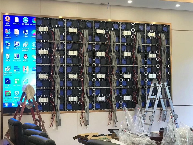 Top 5 Đơn Vị Thi Công Màn Hình LED Uy Tín Nhất Hiện Nay 3 Thi Cong Man Hinh Led Trong Nha