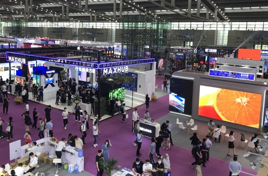 Lắp Đặt Màn Hình LED Di Động Cho Sự Kiện Ngoài Trời 3 Man Hinh Led Di Dong Trien Lam